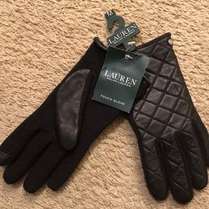 NWT Quilted Black Gloves 🧤